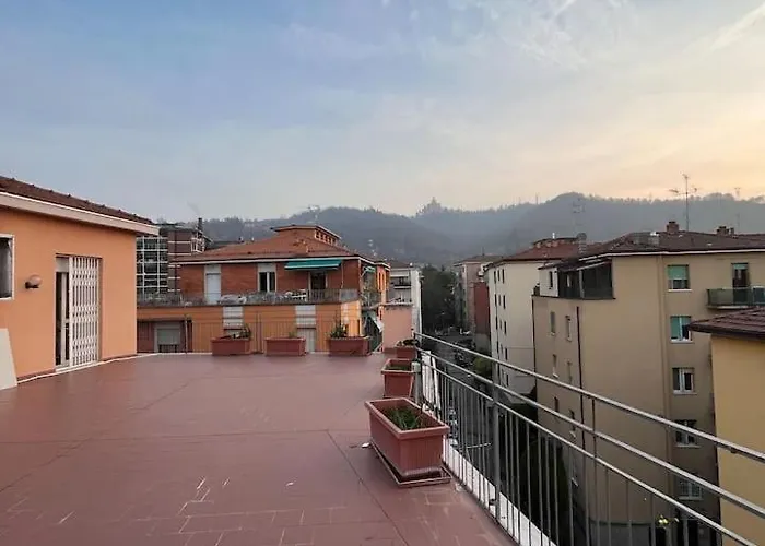 In Condiviso Vista San Luca * Bologna